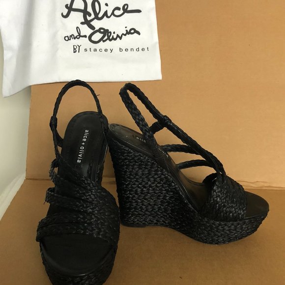 Alicie & Olivia Wedge Platform Heels - Picture 2 of 3